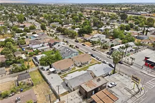 2208 Lake St, Bakersfield, CA 93305 - Photo 6