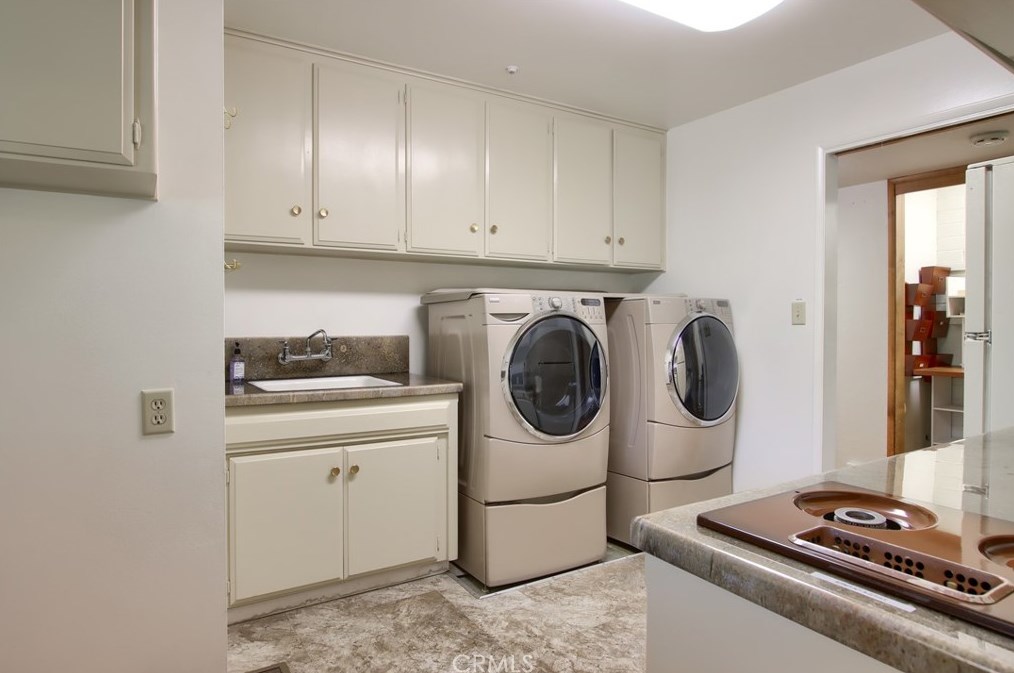 39210 Road 425b, Oakhurst CA  93644-8850 exterior