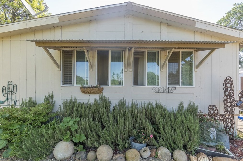 1990 Las Mariposas Ln, Catheys Valley, CA 95306