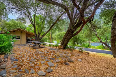 9977 Incline Road, El Portal, CA 95318 - Photo 12