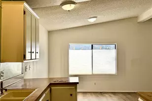 5277 Hwy 49, Mariposa, CA 95338 - Photo 10