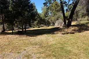 38833 Terri Ln, Oakhurst, CA 93644 - Photo 8