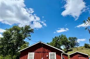 5628 E Whitlock Rd, Mariposa, CA 95338 - Photo 10