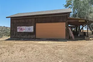 35928 Rd 606, Raymond, CA 93653 - Photo 38