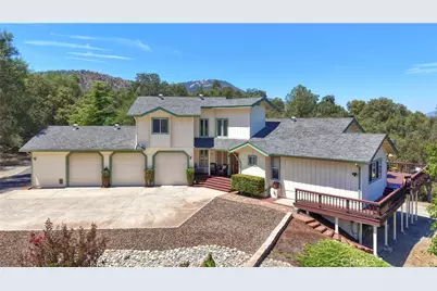 38393 Crestview Lane, Oakhurst, CA 93644 - Photo 2