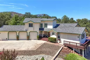 38393 Crestview Ln, Oakhurst, CA 93644 - Photo 2