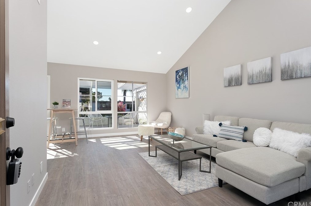 3660 Vista Campana N #2, Oceanside, CA 92057