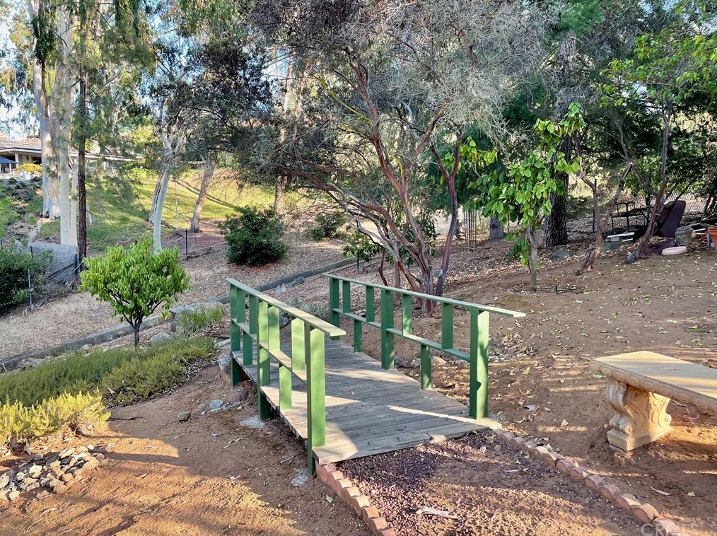 341 Calle Bonita, Escondido CA  92029-7947 exterior