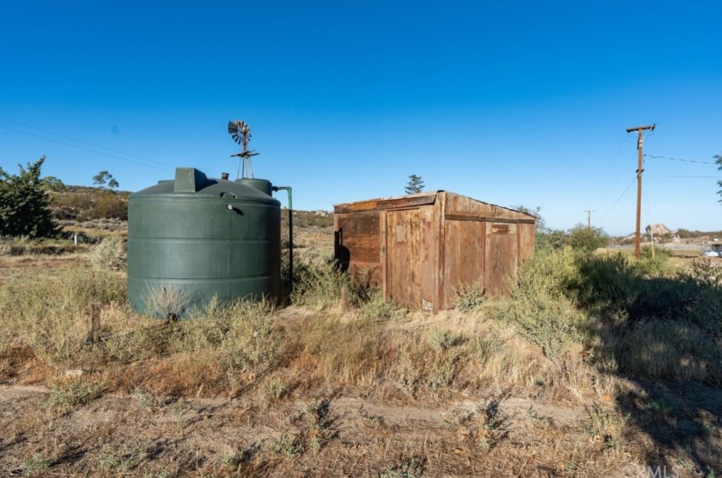 52610 Elder Creek Rd, Aguanga CA  92536-9484 exterior