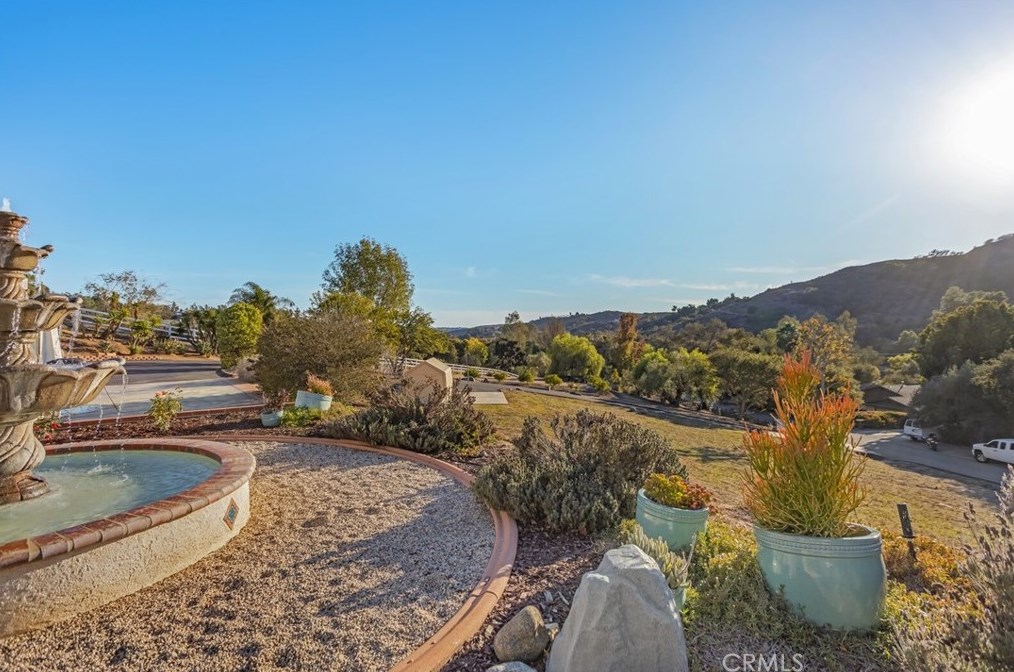 4677 La Canada Rd, Fallbrook, CA 92028-8730