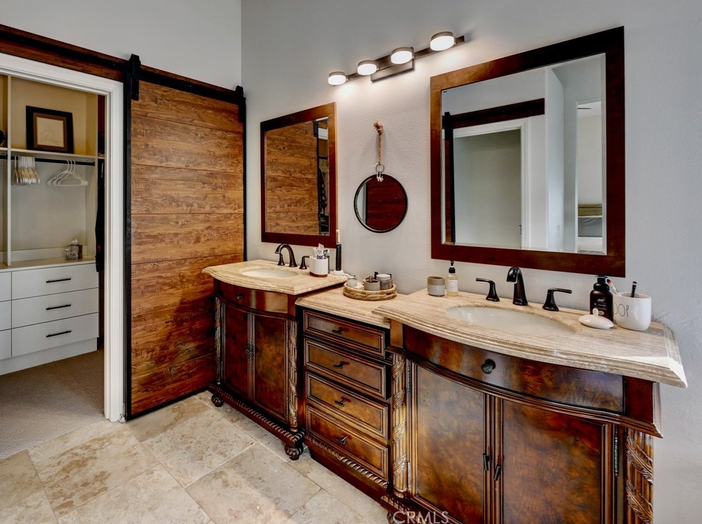 2143 Stone Castle, Fallbrook CA  92028-4490 exterior