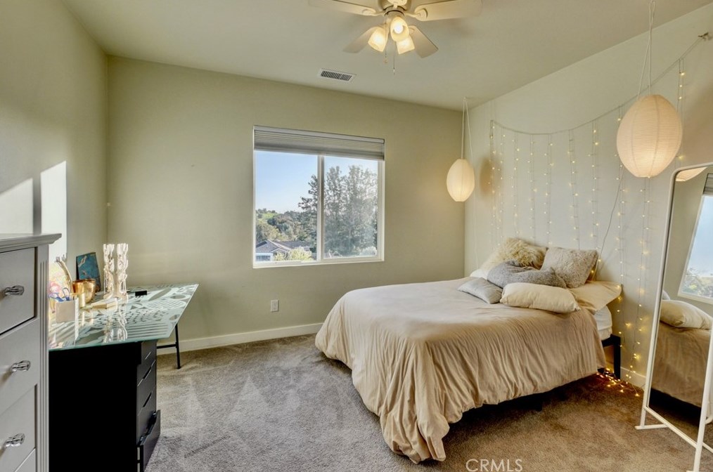 1412 Devin Dr, Fallbrook CA  92028-4271 exterior
