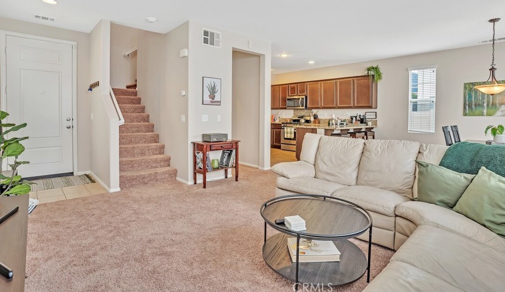 31882 Red Pine Way, Temecula, CA 92592