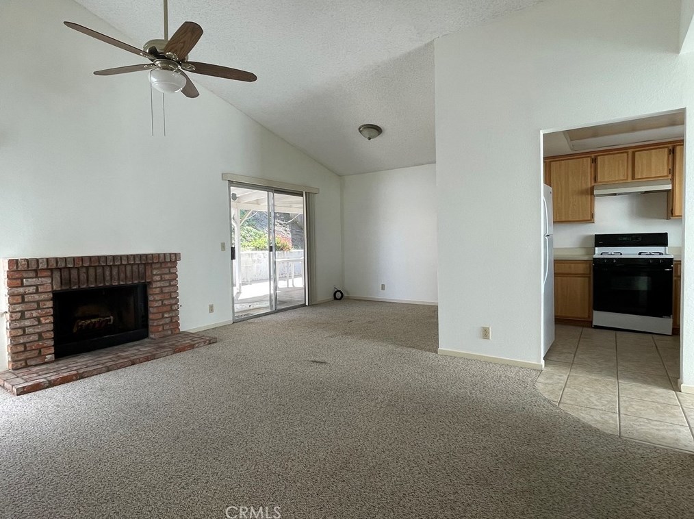 412 Potter St, Fallbrook, CA 92028-3069