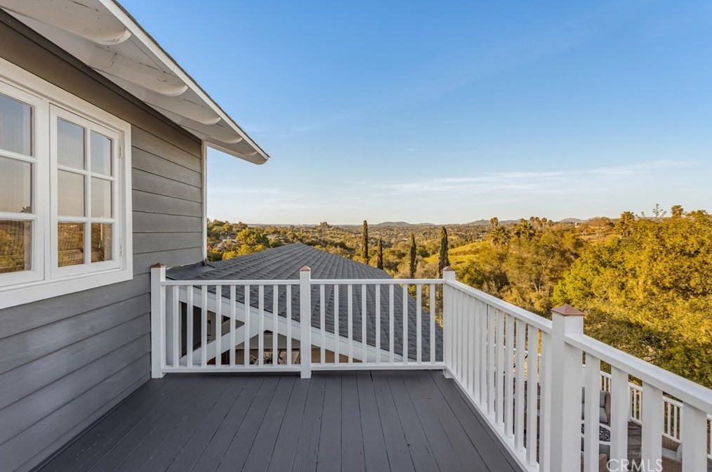 510 Rancho Camino, Fallbrook CA  92028-9093 exterior