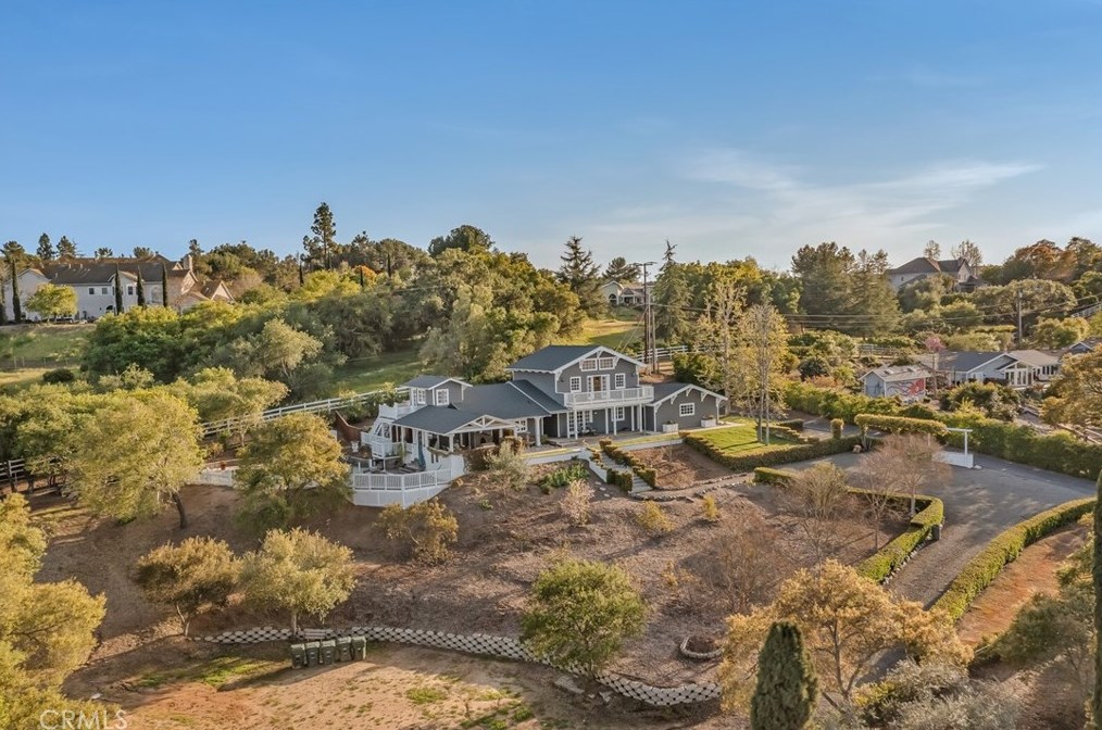 510 Rancho Camino, Fallbrook CA  92028-9093 exterior