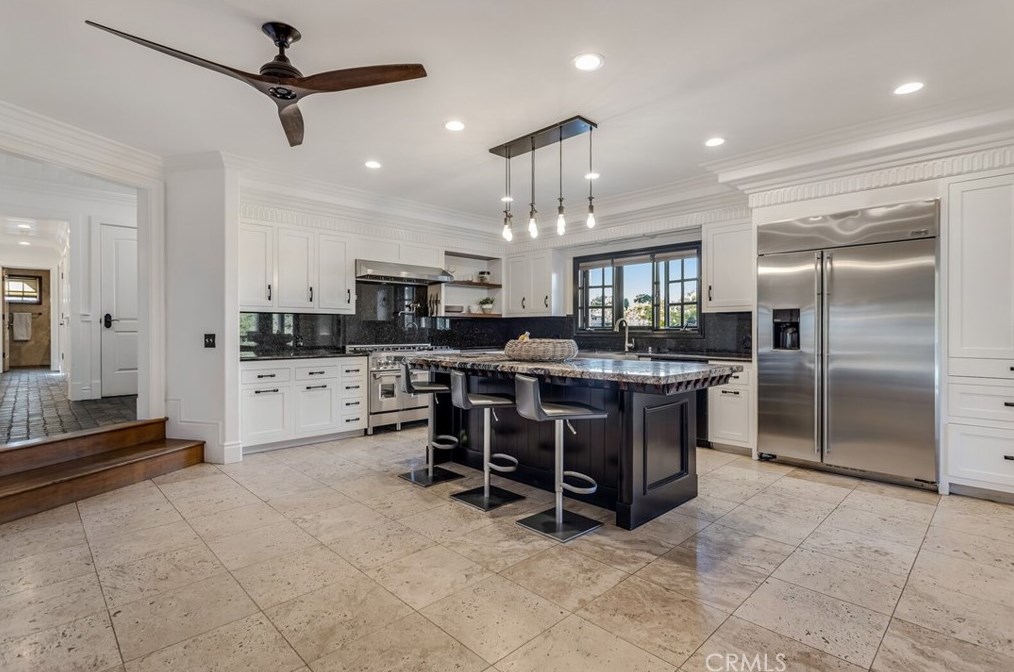 510 Rancho Camino, Fallbrook CA  92028-9093 exterior