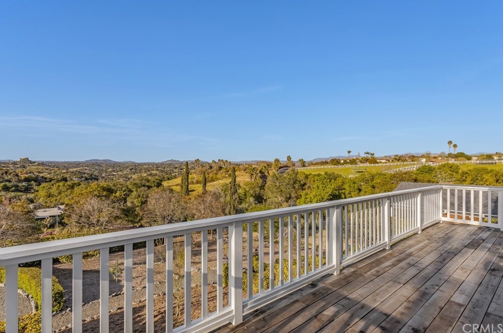 510 Rancho Camino, Fallbrook CA  92028-9093 exterior