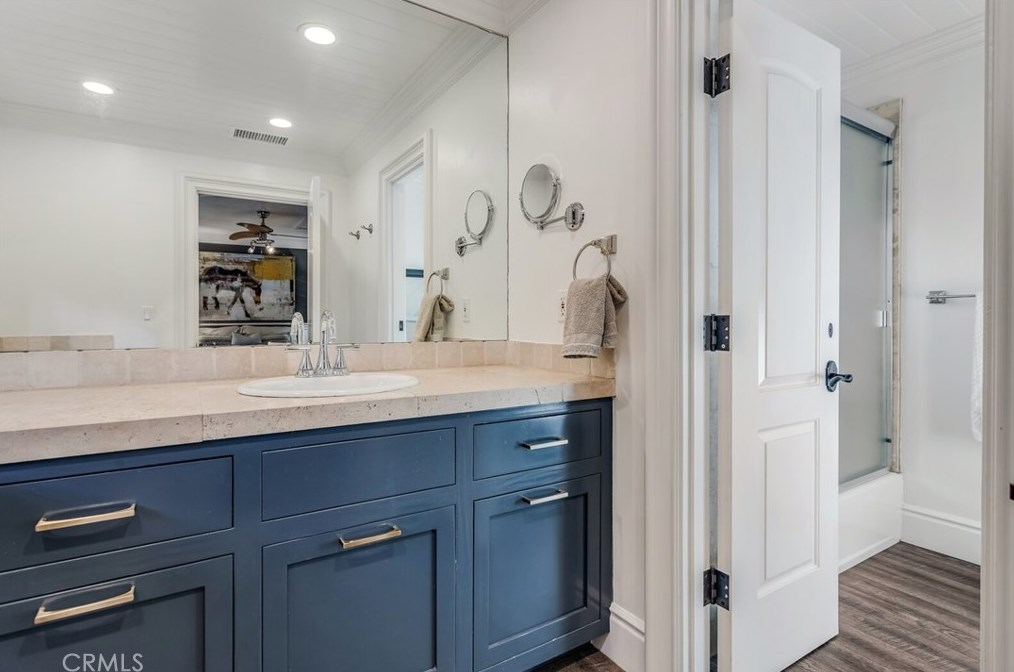 510 Rancho Camino, Fallbrook CA  92028-9093 exterior