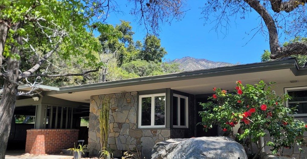 876 Oakglade Dr, Monrovia, CA 91016-1720