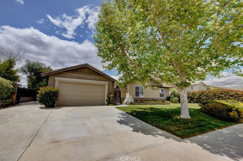 35443 Daffodil Cir, Winchester, CA 92596-8950
