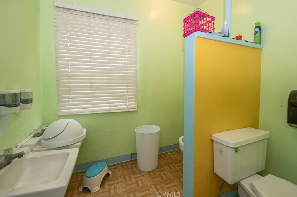 4542 Palm Ave, La Mesa, CA 91941