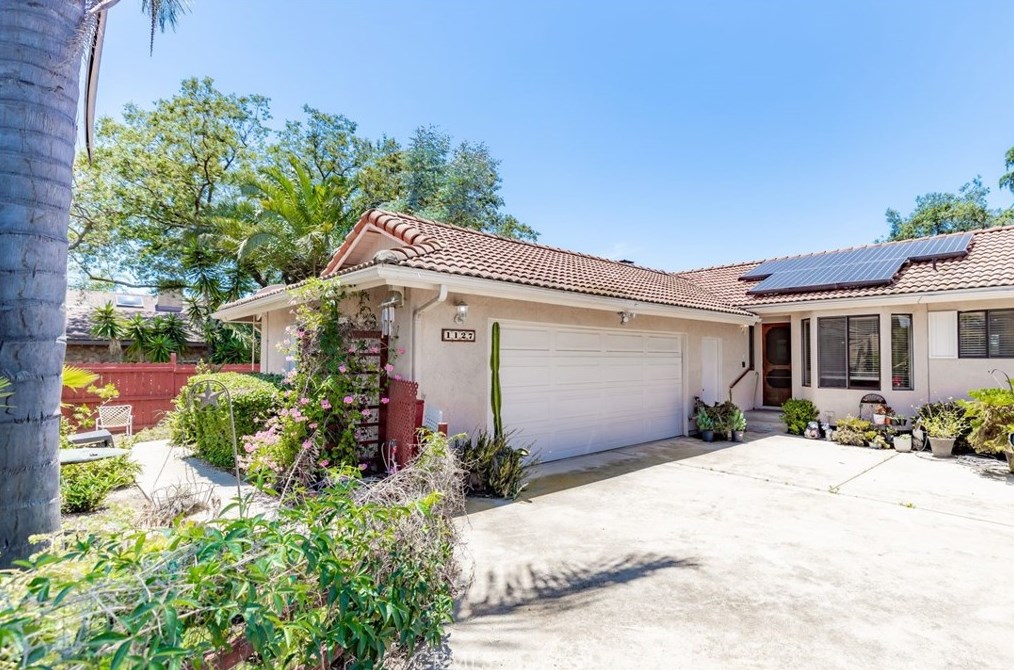 1127 Rainbow Valley Blvd, Fallbrook, CA 92028