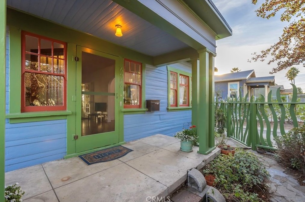 6046 Roy St, Los Angeles, CA 90042-2056