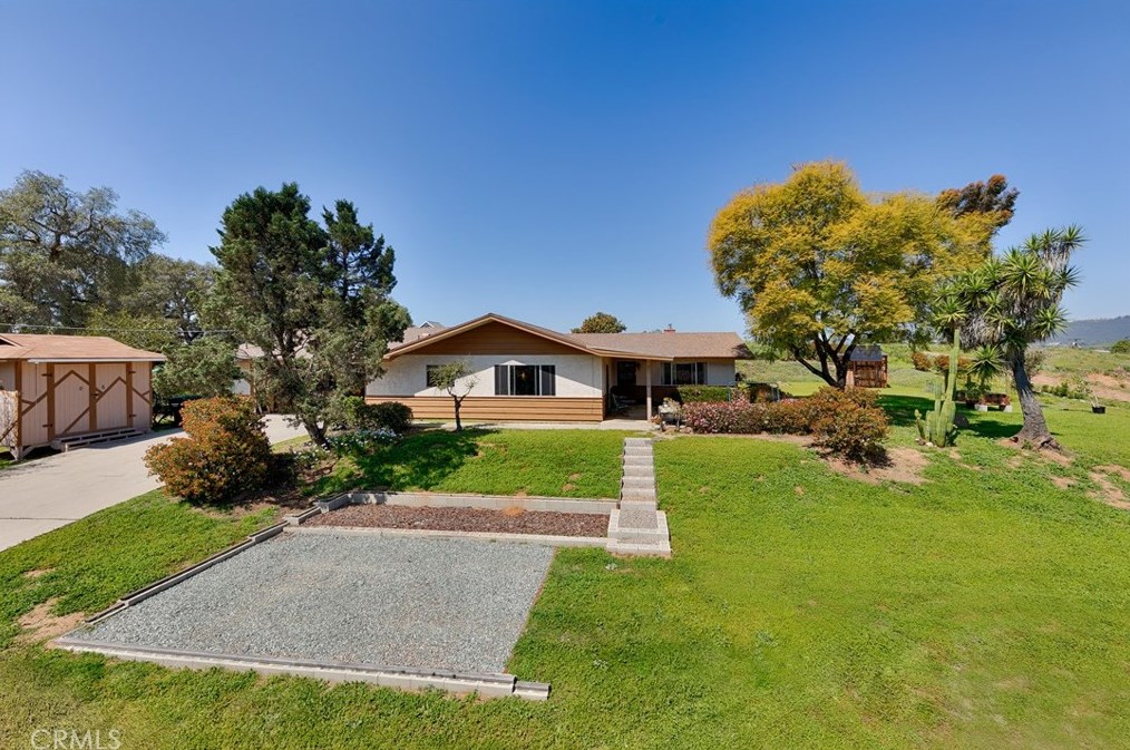 147 Walnut Hills Dr, San Marcos, CA 92078