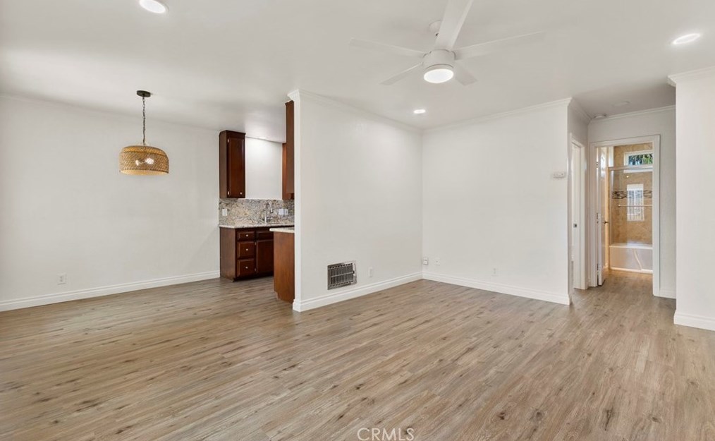 601 S Tremont St #i, Oceanside, CA 92054
