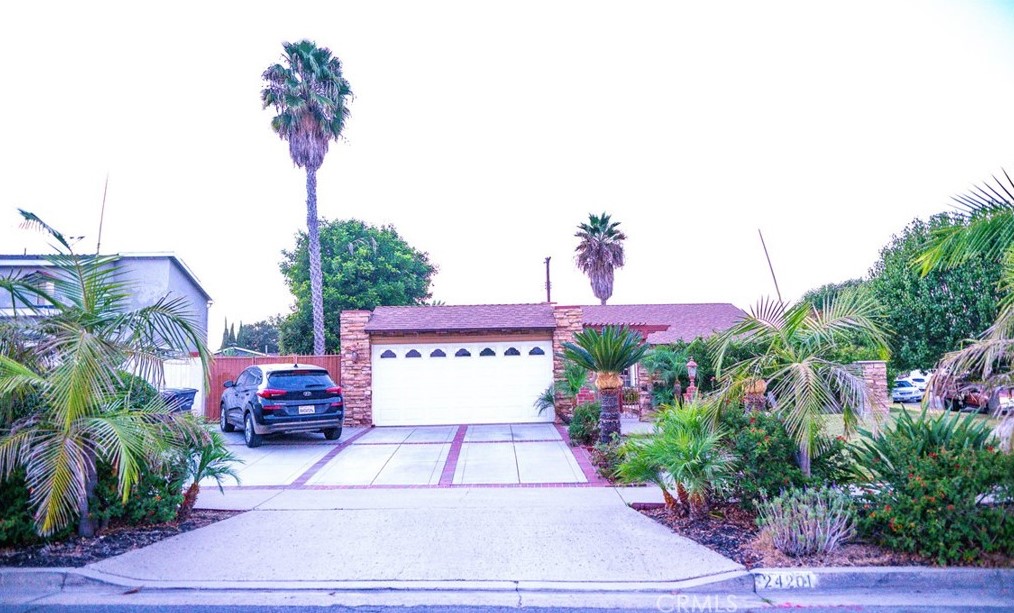 24201 Bark St, El Toro, CA 92630