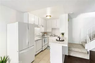 10472 Caminito Rimini, San Diego, CA 92129 - Photo 8