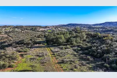 39830 Arrieta Circle, Murrieta, CA 92562 - Photo 6