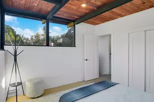 999 Gage, San Diego, CA 92106 - Photo 18