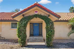 2152 Ramona Ln, Vista, CA 92084 - Photo 2