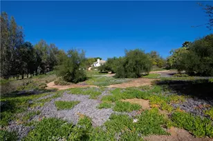 10118 Boulder Knolls Dr, Escondido, CA 92026 - Photo 32