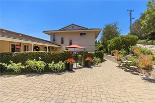 3237 Canonita Dr, Fallbrook, CA 92028 - Photo 4