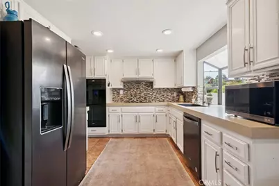1355 Knoll Drive, Oceanside, CA 92054 - Photo 16