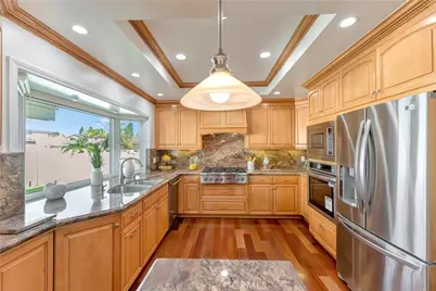 19201 Sherborne Lane, Huntington Beach, CA 92646 - Photo 20