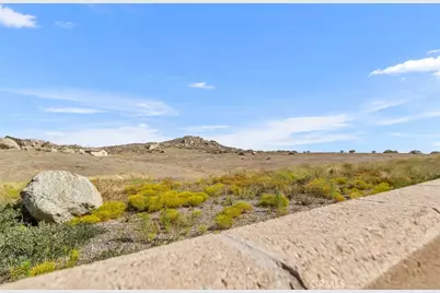 27482 Basalt, Moreno Valley, CA 92555 - Photo 54