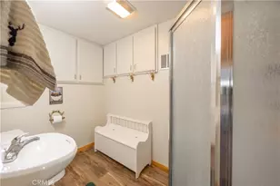 1022 Grey Back Trail, Fawnskin, CA 92333 - Photo 24