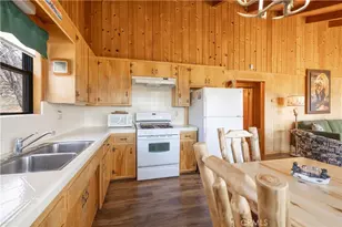 1022 Grey Back Trail, Fawnskin, CA 92333 - Photo 12
