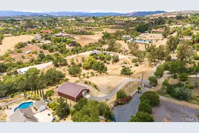 1104 Sierra Bonita, Fallbrook, CA 92028 - Photo 40