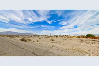 1362 Bering Boulevard, Salton City, CA 92274 - Photo 2