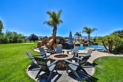 39520 Colleen Way, Temecula, CA 92592 - Photo 4
