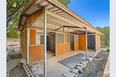 2248 Mil Sorpresas, Fallbrook, CA 92028 - Photo 46