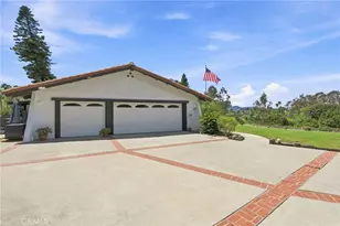 1229 Via Sendero, Escondido, CA 92029 - Photo 12