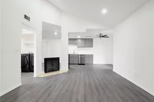 9038 Orion Ave, North Hills, CA 91343 - Photo 1