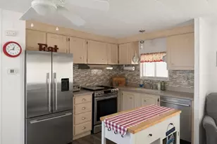 121 Sherri Ln, Oceanside, CA 92054 - Photo 6