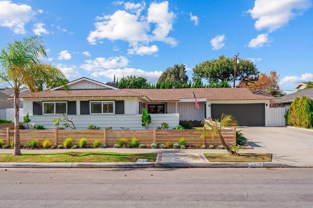 2915 Pemba Dr, Costa Mesa, CA 92626-3637
